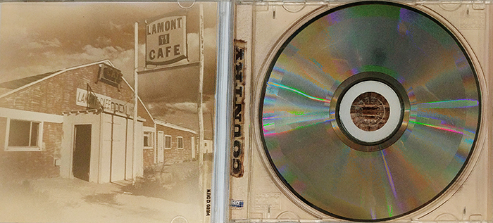 COUNTRY - QUEENS - VINTACE CLASSIC FOLK, WORLD, & COUNTRY MUSIC - BACK CD