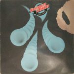 Manfred Mann’s Earth Band – Nightingales & Bombers